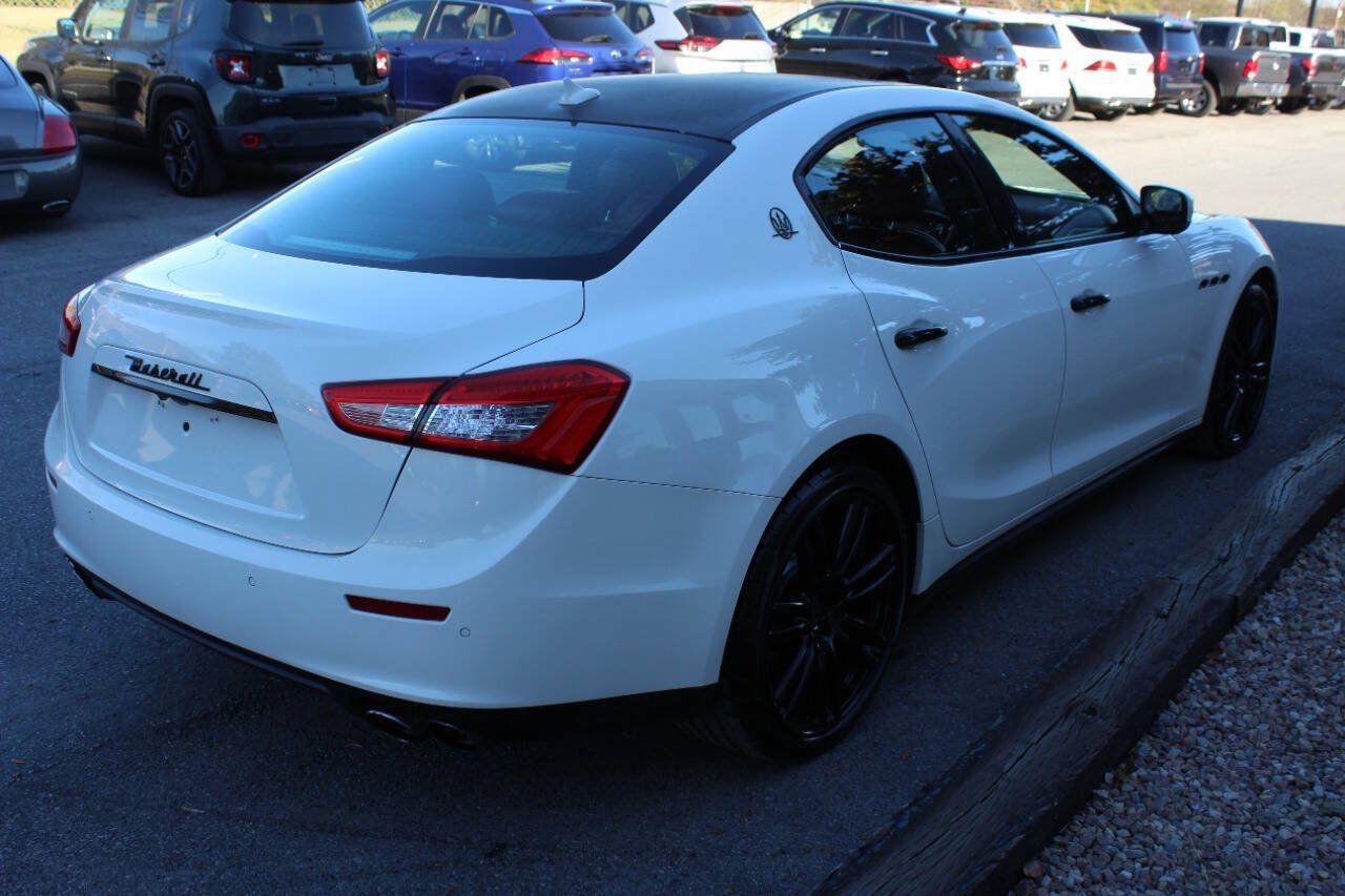 Used 2015 Maserati Ghibli S Q4 AWD/4WD image 5