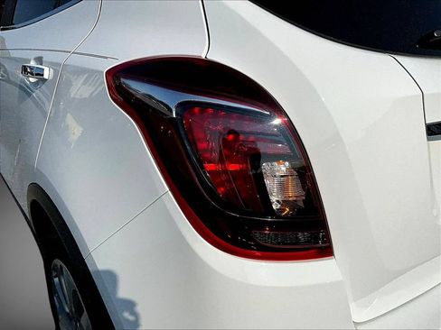 Used 2019 Buick Encore Preferred FWD image 24
