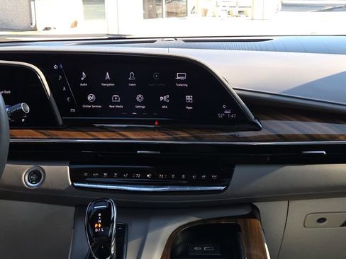 Used 2024 Cadillac Escalade Premium Luxury Platinum w/ LPO, Floor Liner Package AWD/4WD image 13
