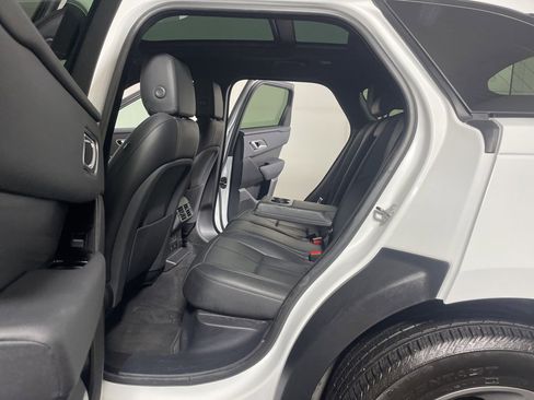 Used 2025 Land Rover Range Rover Velar Dynamic SE image 27