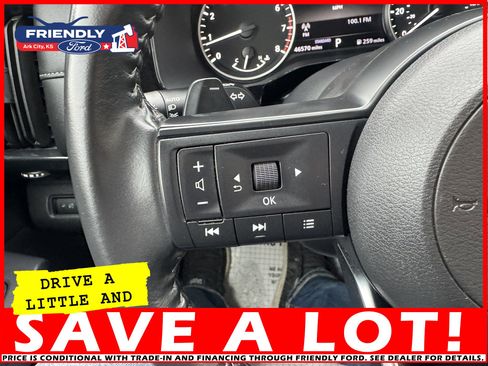 Used 2024 Nissan Pathfinder SV image 25