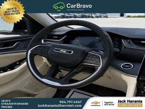 Used 2024 Jeep Grand Cherokee Limited 4xe w/ Luxury Tech Group II AWD/4WD image 12