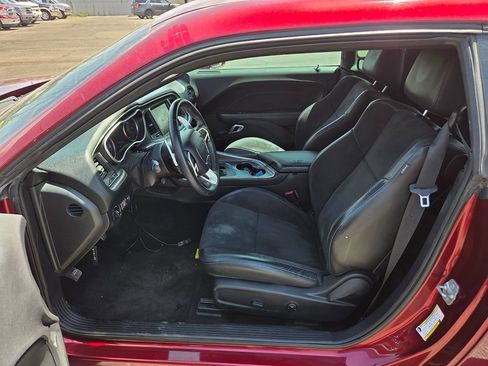 Used 2018 Dodge Challenger SXT Plus RWD image 15
