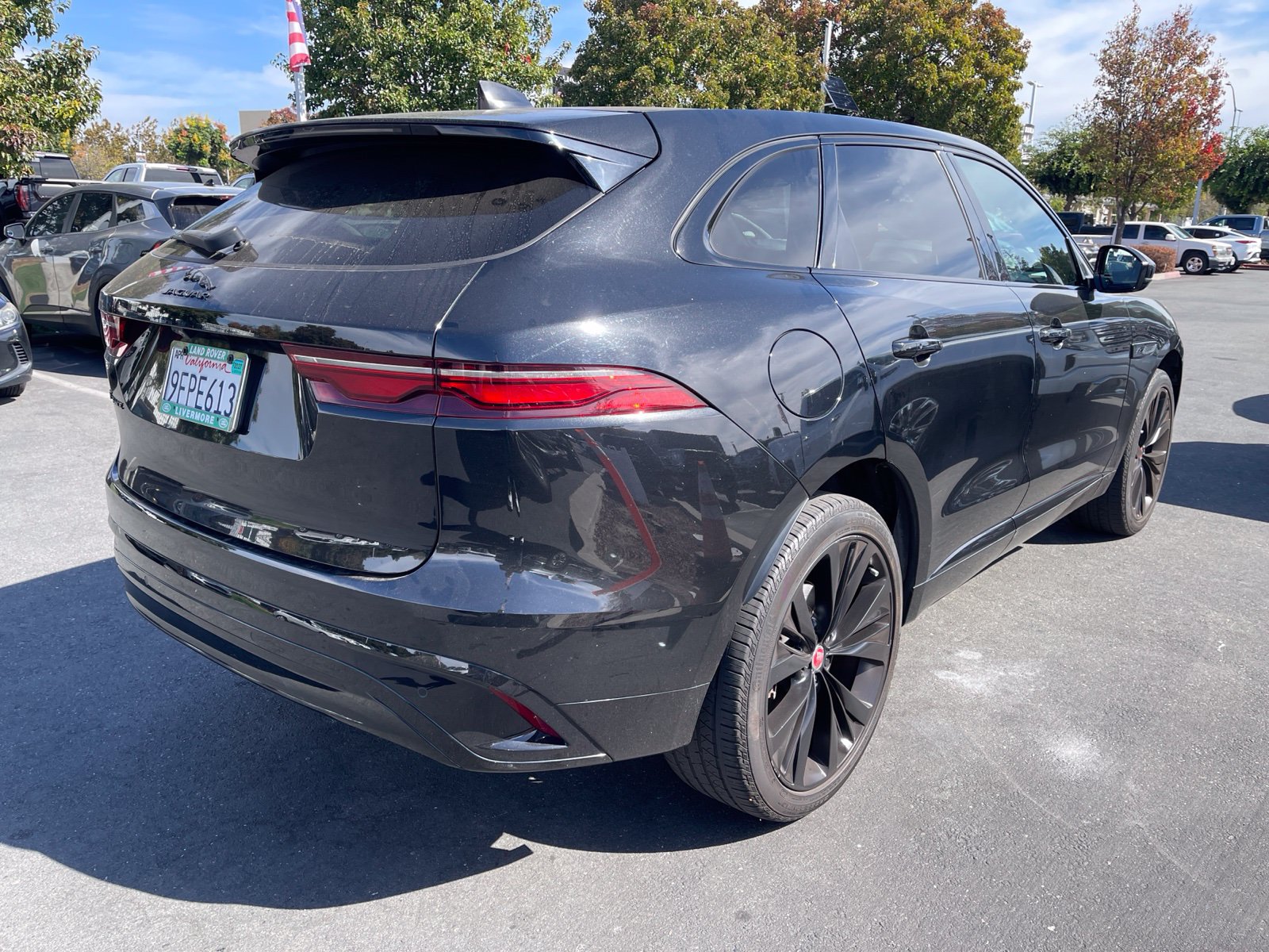 Used 2023 Jaguar F-PACE S AWD/4WD image 2