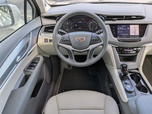 New 2026 Cadillac XT5 Premium Luxury w/ Driver Assist Package FWD image 13