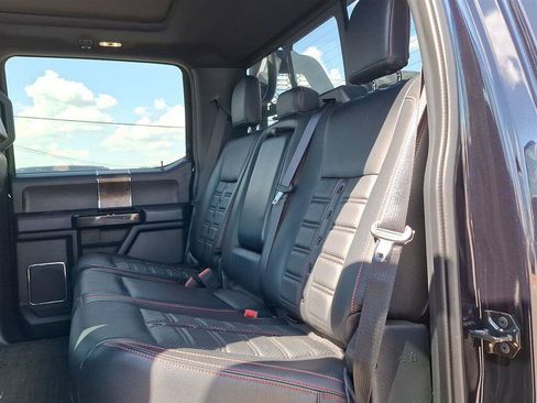 Used 2022 Ford F250 Lariat w/ Lariat Ultimate Package AWD/4WD image 17