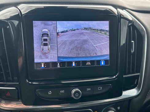 Certified 2023 Chevrolet Traverse Premier image 32