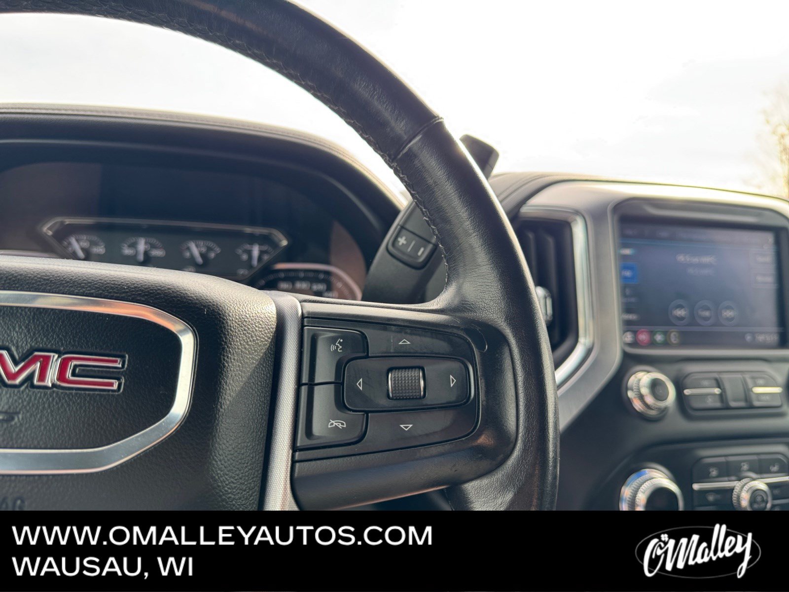 Used 2021 GMC Sierra 1500 Elevation w/ X31 Off-Road Package AWD/4WD image 17