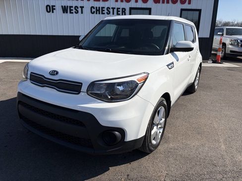 Used 2017 Kia Soul w/ Convenience Package image 2