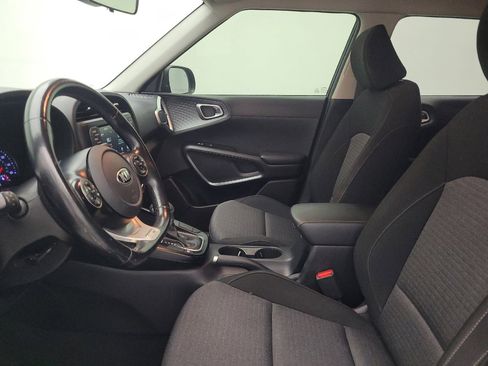 Used 2020 Kia Soul S FWD image 17