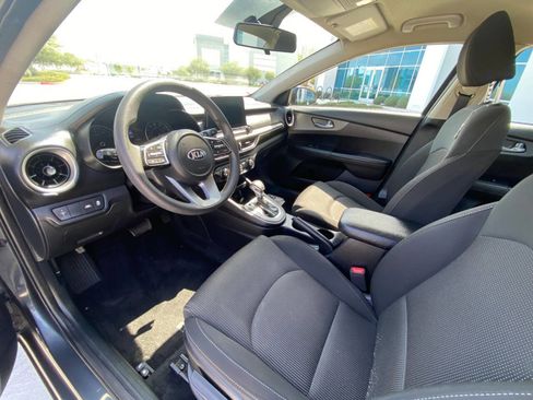 Used 2020 Kia Forte LXS image 25