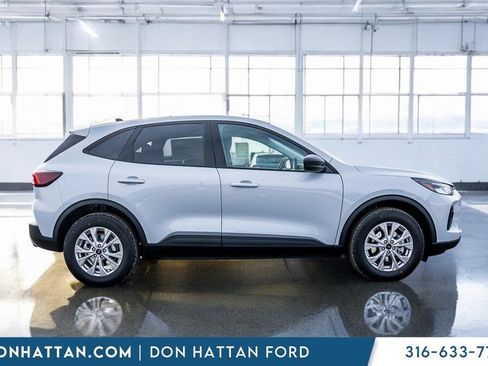New 2026 Ford Escape Active w/ Cold Weather Package FWD image 35