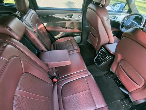 Used 2019 Lincoln Nautilus Black Label AWD/4WD image 40