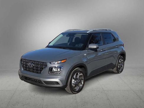 New 2026 Hyundai Venue SEL image 4