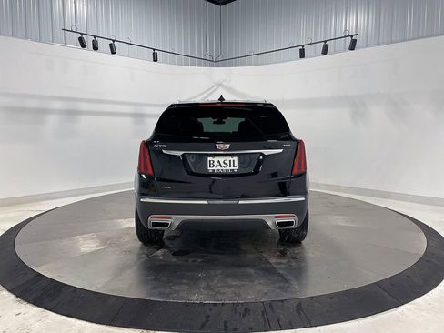 Used 2025 Cadillac XT5 Premium Luxury image 12