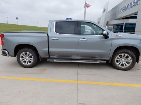 Used 2024 Chevrolet Silverado 1500 LTZ w/ LTZ Convenience Package II AWD/4WD image 2