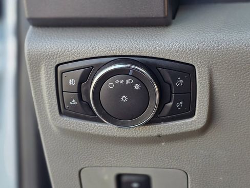 Used 2017 Ford F250 XLT w/ XLT Value Package image 45