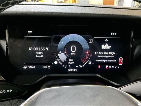 Used 2024 GMC Acadia Denali AWD/4WD image 23
