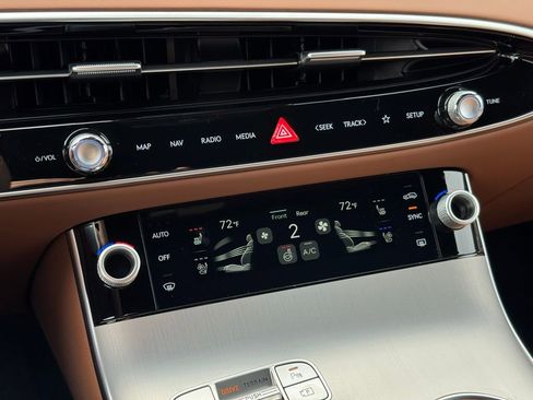 New 2026 Genesis GV70 2.5T Advanced image 34