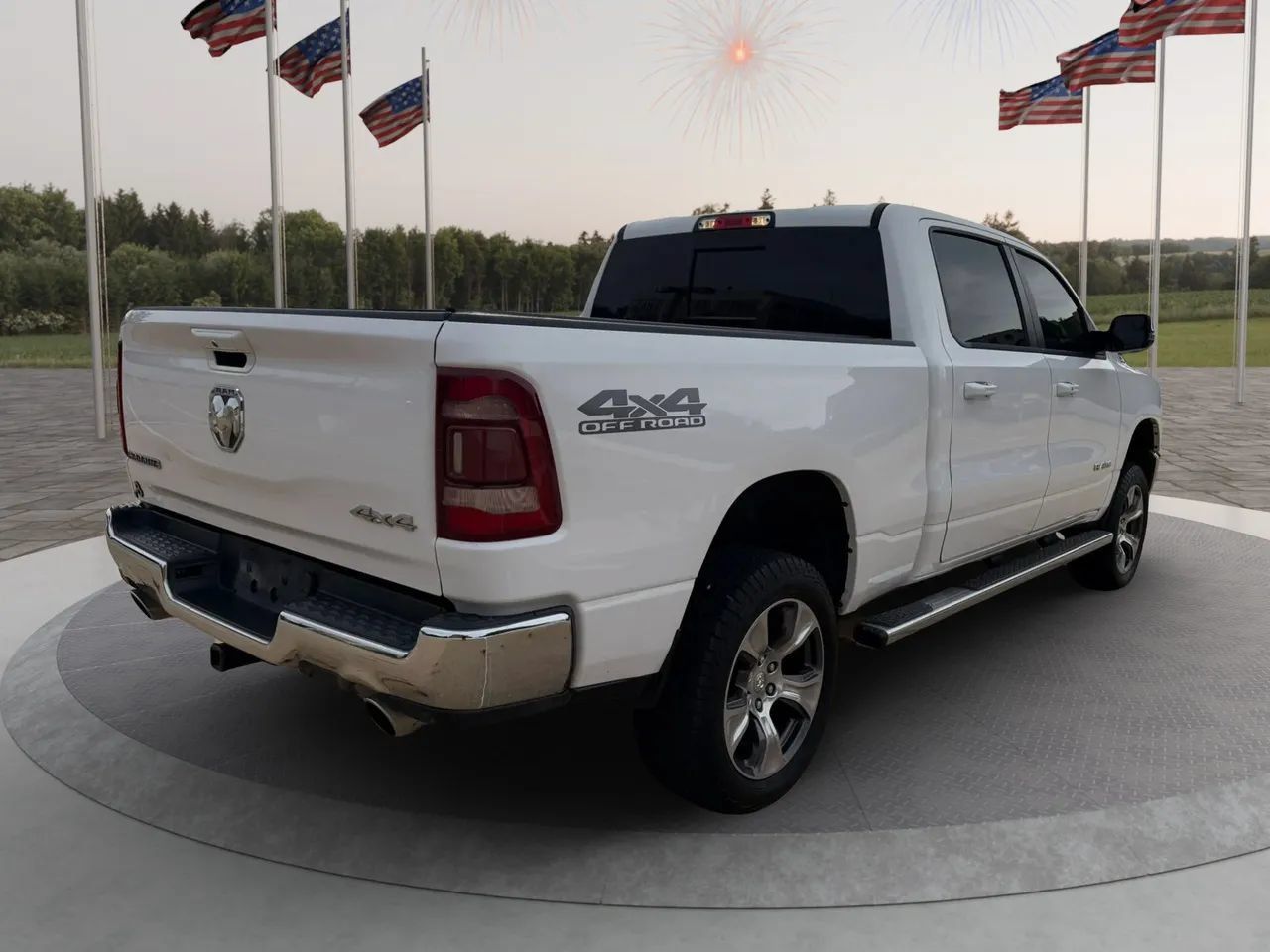 Used 2023 RAM 1500 Laramie AWD/4WD image 8