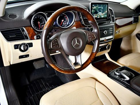 Used 2016 Mercedes-Benz GLE 300d 4MATIC image 21