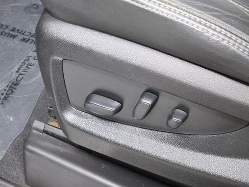 Used 2020 GMC Yukon XL Denali w/ Denali Ultimate Package image 30