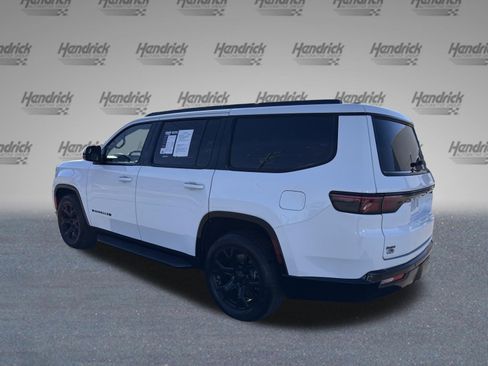 Used 2024 Jeep Wagoneer Series II image 6