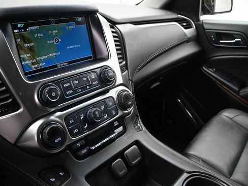 Used 2018 Chevrolet Tahoe LT AWD/4WD image 4