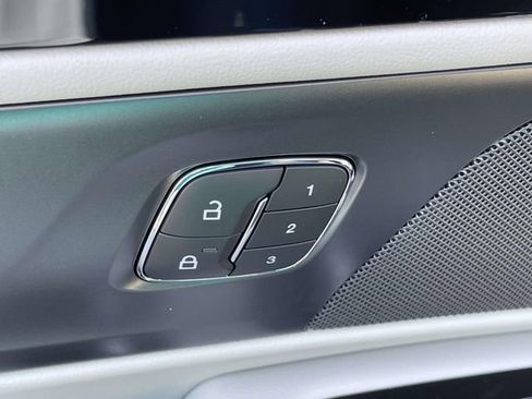 New 2026 Lincoln Nautilus Reserve image 13