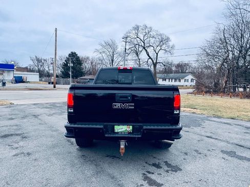 Used 2017 GMC Sierra 1500 Denali w/ Denali Ultimate Package image 11