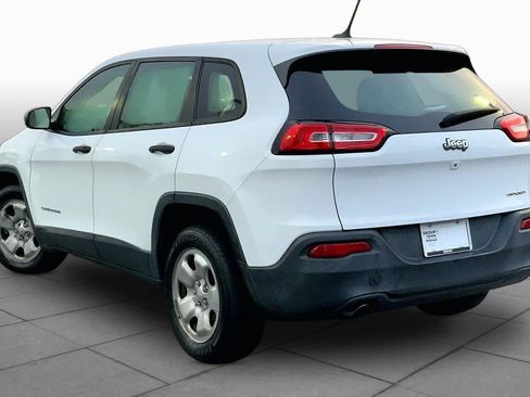 Used 2014 Jeep Cherokee Sport FWD image 12