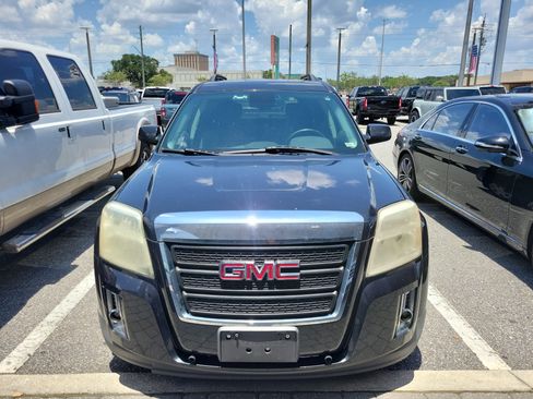 Used 2012 GMC Terrain SLE w/ LPO, Protection Package FWD image 2