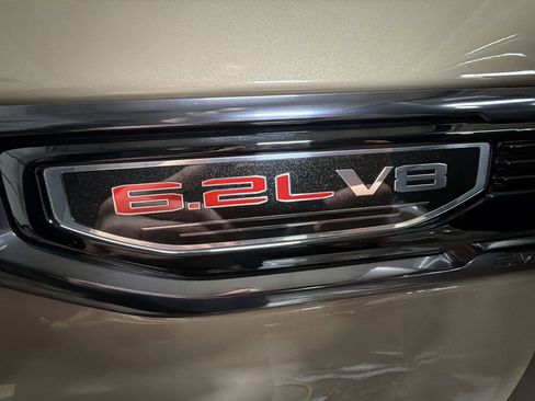 Used 2022 GMC Sierra 1500 AT4 w/ AT4 Premium Package image 32