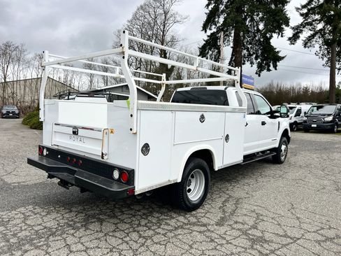 Used 2018 Ford F350 XLT image 7