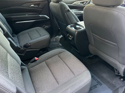 Certified 2024 Chevrolet Traverse LT image 20