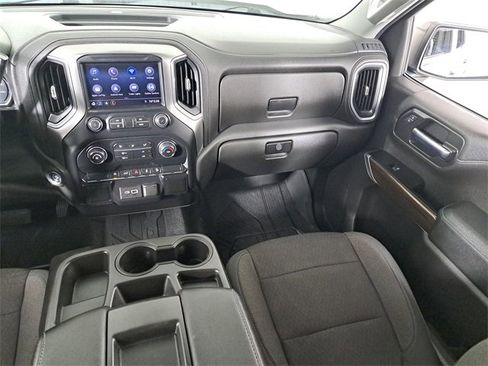 Used 2019 Chevrolet Silverado 1500 LT Trail Boss image 17