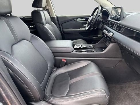 Certified 2023 Honda Pilot Touring image 20