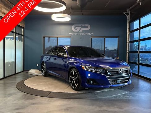Used 2022 Honda Accord Sport image 1