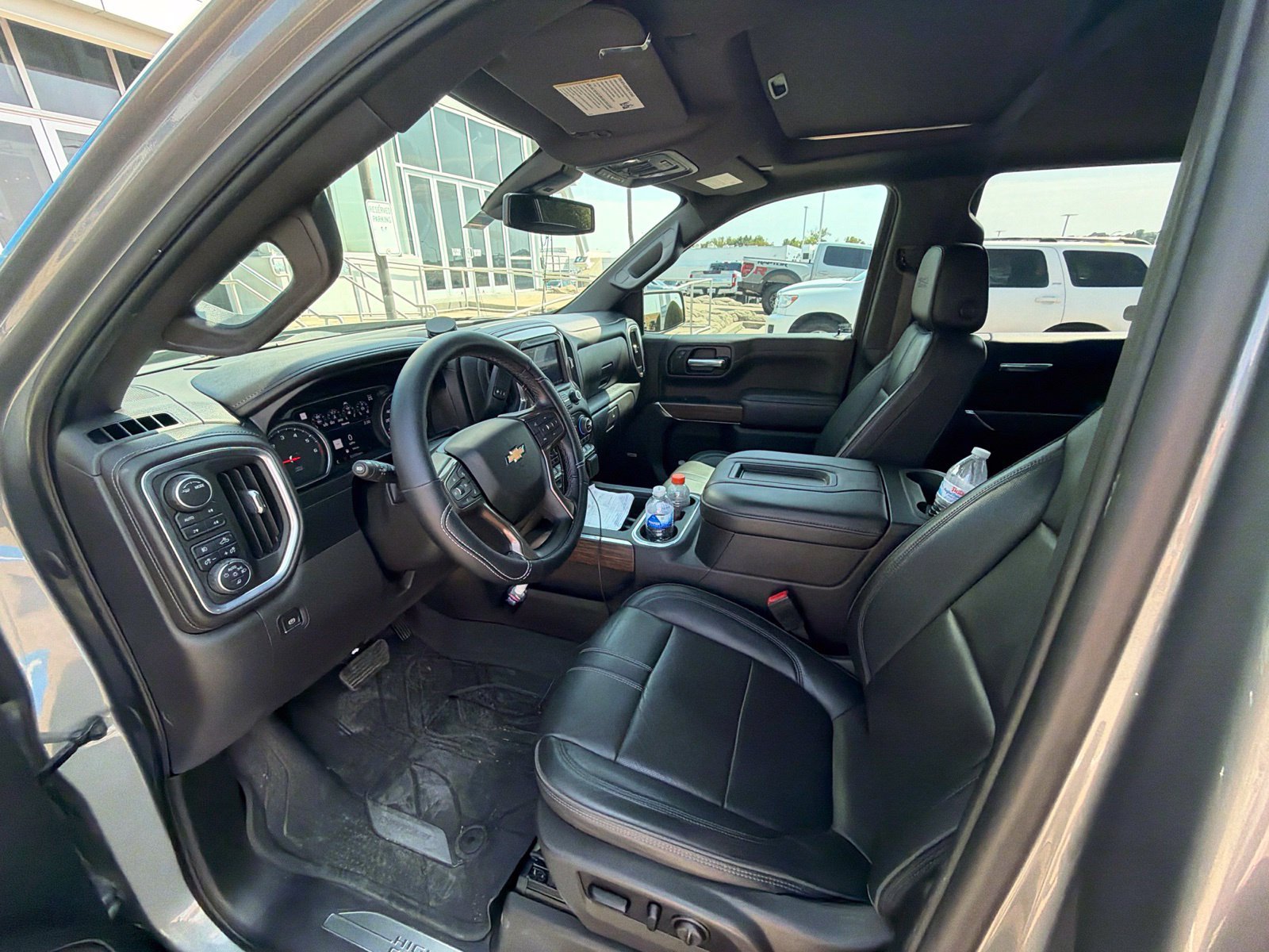 Used 2021 Chevrolet Silverado 1500 High Country AWD/4WD image 11
