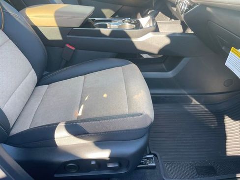 New 2026 Chevrolet Equinox ACTIV w/ Convenience Package III image 14