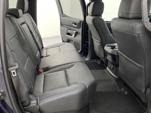 Used 2023 Toyota Tundra Platinum AWD/4WD image 28