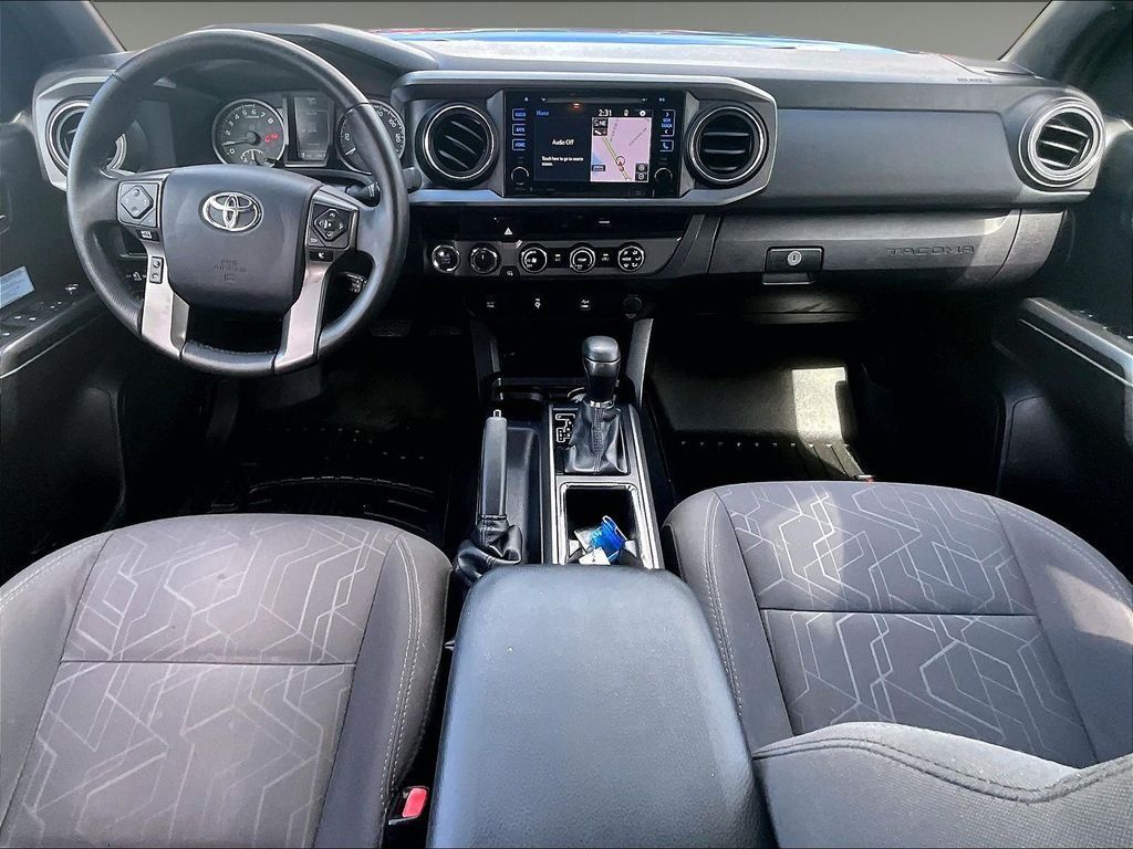 Used 2017 Toyota Tacoma TRD Off-Road w/ Tow Package AWD/4WD image 21