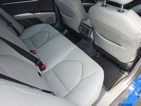 Used 2023 Toyota Camry XLE w/ Navigation Package FWD image 11