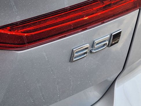 Used 2022 Volvo XC60 B5 Inscription w/ Advanced Package image 7