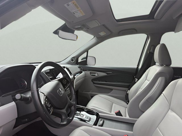 Used 2021 Honda Pilot Touring image 21