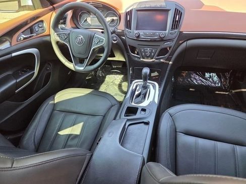 Used 2017 Buick Regal Premium w/ Driver Confidence Package #1 FWD image 31