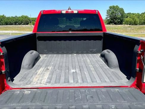 Used 2019 RAM 1500 Big Horn AWD/4WD image 7
