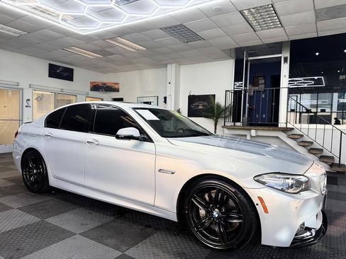 Used 2015 BMW 550i Sedan RWD image 1