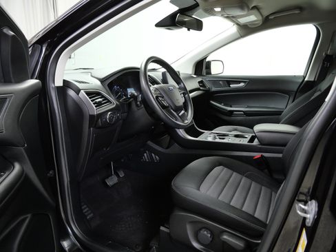 Used 2022 Ford Edge SE w/ Black Appearance Package AWD/4WD image 12