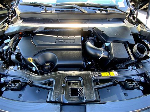 Used 2024 Land Rover Discovery Sport S image 28